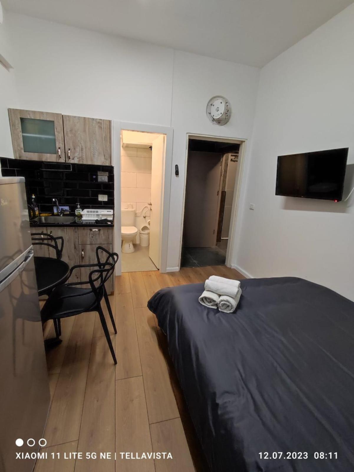 Nahal Oz 33 Aparthotel Bat Yam Eksteriør bilde